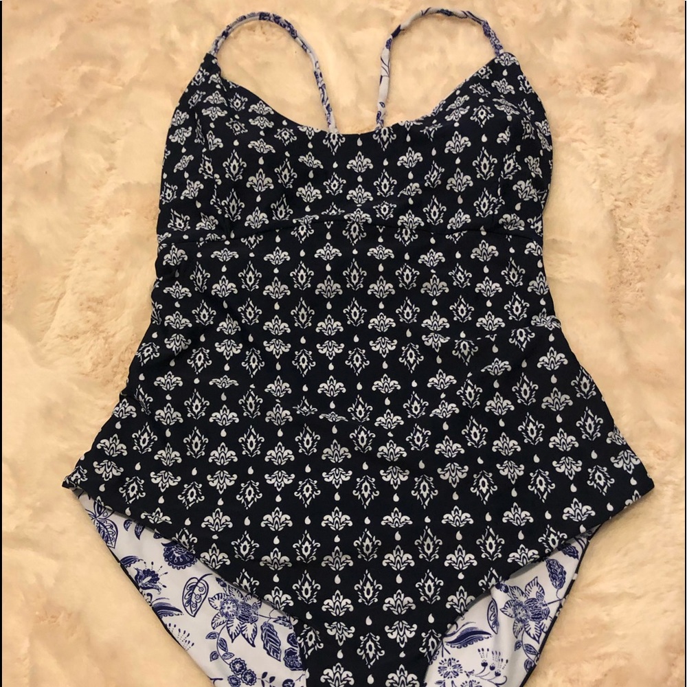One piece bathing suit